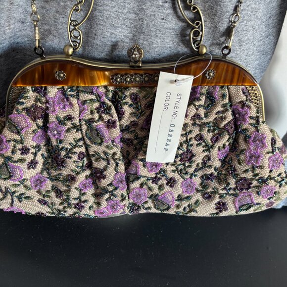 Vintage Beaded Floral Clutch Purse with Long Chain Strap -in Very Good Condition - Picture 2 of 9